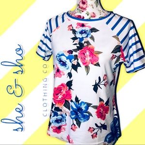 She & Sho Floral/ Striped Tee Sz Small